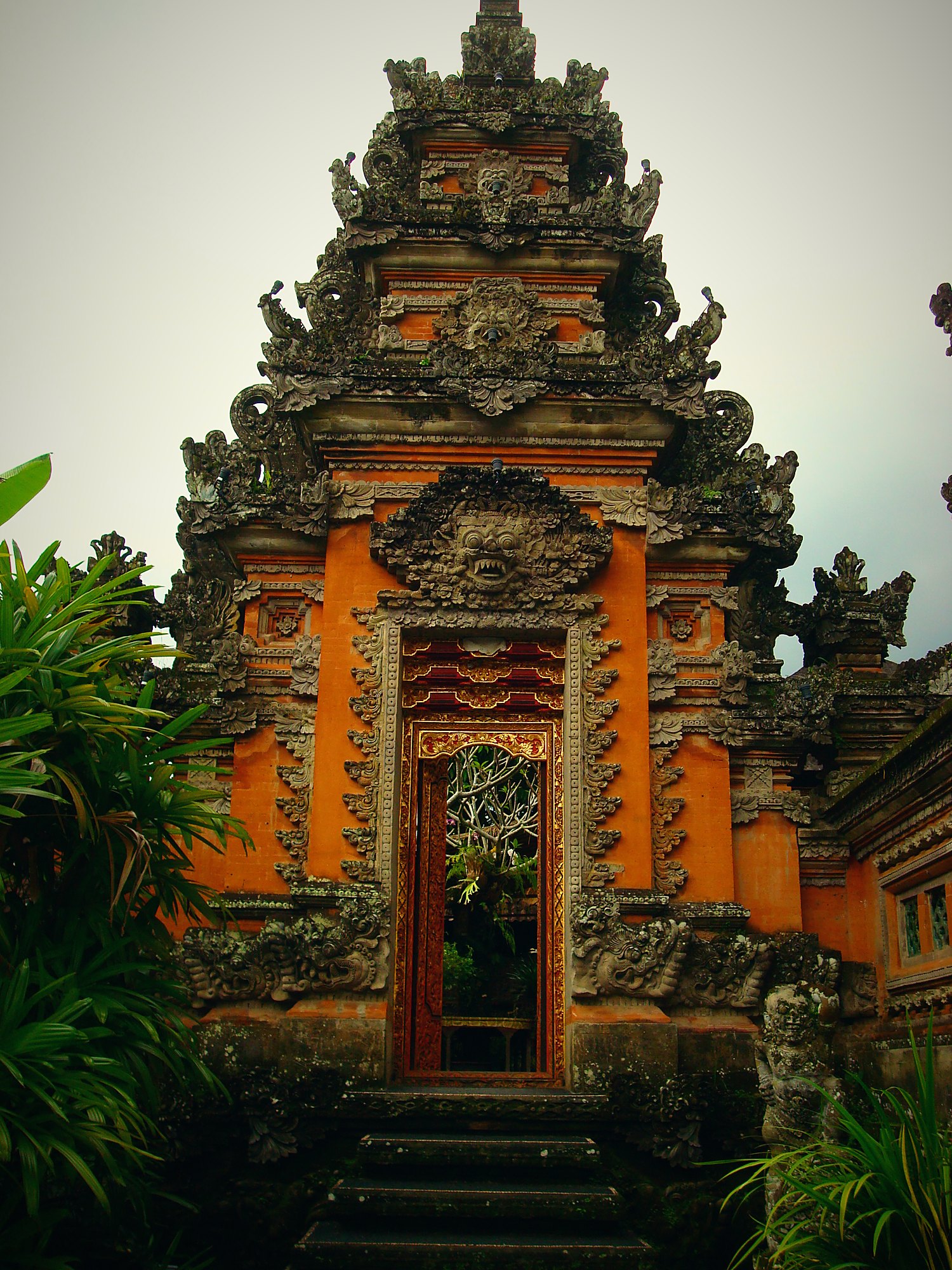 Pura Taman Saraswati photo 2